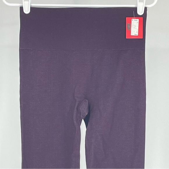 SPANX NWT SEAMLESS TRACK STRIPE LEGGINGS JAMMY PLUM MEDIUM - Picture 9 of 11